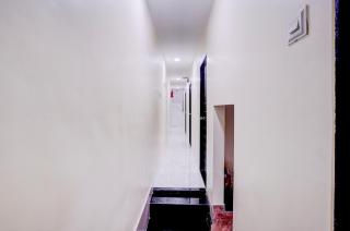 Hotel O Class Inn - 0