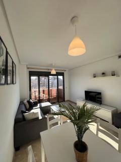 Cortes Suite - Pool paddle tennis court and gym - 4