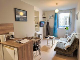 Apartment Le Vieux Port by Interhome - 2