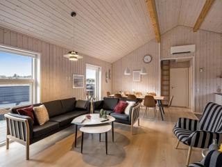 Holiday Home Elenore - 900m from the sea by Interhome - 9