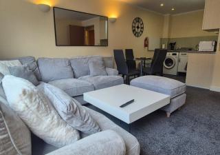 Stylish 1BR Flat Next to Hockley with FREE parking - 7