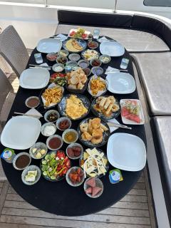 Private Luxury Bosphorus Yacht 2 Continents Experience - 7