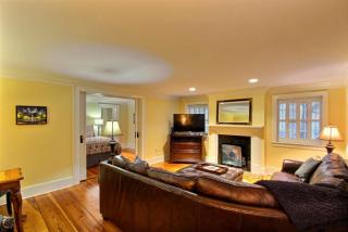 Bird Baldwin Magnolia Suite - 3