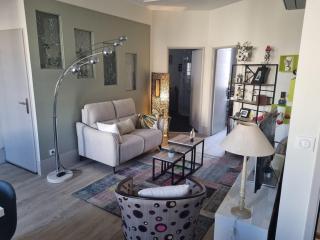 Calme et confort centre ville avec parking privé - 0