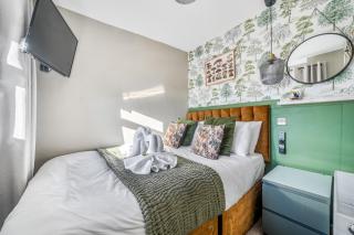 KILEX House contractor-friendly base in Bedlinog village - 4