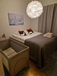 Top-Floor Hideout with Sauna near City Center - 1