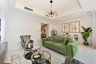 3BR Luxurious Villa pool view DAMAC Hills 2 - 6