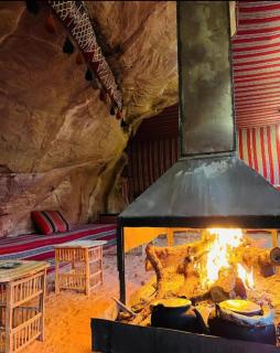 Laura wadi rum Camp - 1