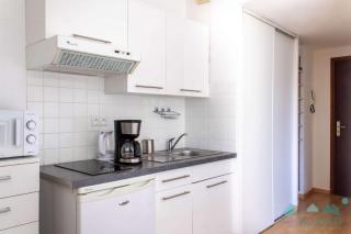 104 - Studio, dans une résidence les pieds dans l'eau à Sables D'or Les Pins - Sables-dʼOr-les-Pins - 8