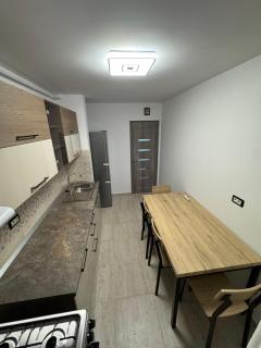 Apartament Elegant si Confortabil, Complet Nou, 2 Camere, Zona Centrală - 8