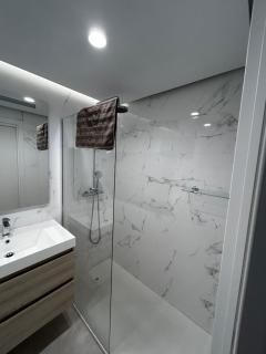 l APARTAMENTO MODERNO CERCA DE ATOCH CON PISCINA Y GYM l - 1