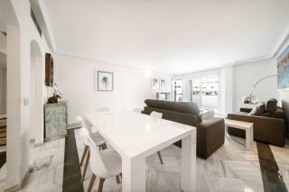 El Dorado Nueva Andalucia Pool Terrace - 6