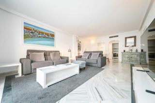 El Dorado Nueva Andalucia Pool Terrace - 5