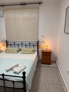 Front pool garden apartment - 6