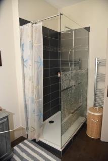 Calme et confort centre ville avec parking privé - 9