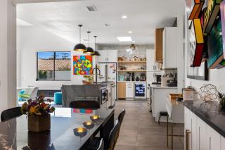 The Lighthouse- Monthly 5 bd 4 bth Pool & Spa - Palm Springs - 5