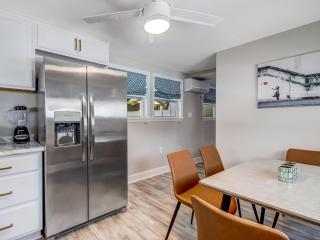 Beachside Villa Unit 1 - 2