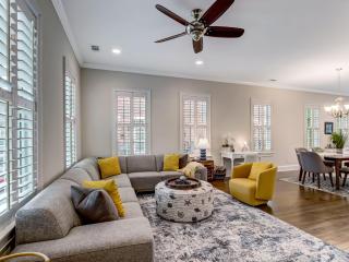 Crawford Chic + Coastal - 7