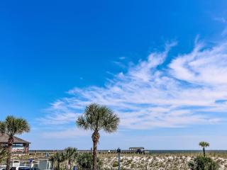 Brent's Beachside Cloud - 1