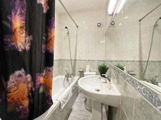 Hyde Park Studio - 8