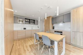 Student Only Ensuite Rooms In Central Leeds - 4