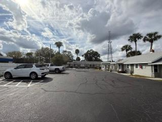 Rollie's Motel Daytona Beach by Hotel O - 8