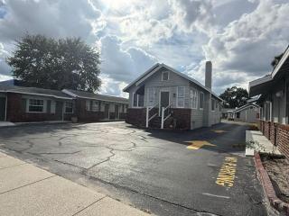 Rollie's Motel Daytona Beach by Hotel O - 6