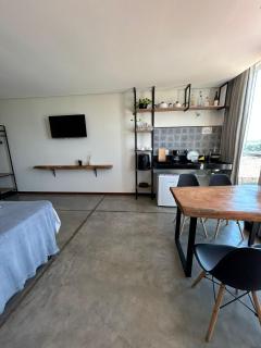 Loft's Vista Mar 04 - 2