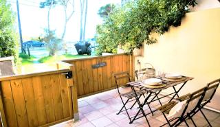 La Bicoque - Les pieds dans le sable - Vue sur les Iles d'or - 2