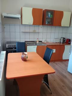 La Căsuța Racosana -Casa Spațioasă cu Grădina și Terasa și Gastro Local aproape - 8