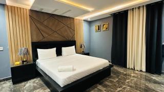 Apartment in Lahore Gold Crest Mall & Residency - 4