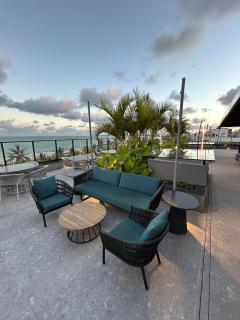 Melhores Flats - Imperdível, beira-mar - 0