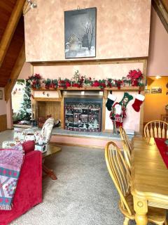 4 Bedrooms Fireplace Pool Table Peaceful - 2