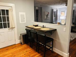 3 Bedrooms Cozy Vibes Modern Bath - 7