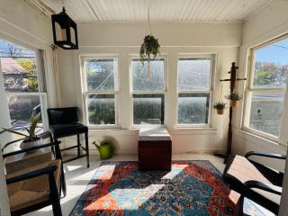 3 Bedrooms Cozy Vibes Modern Bath - 2