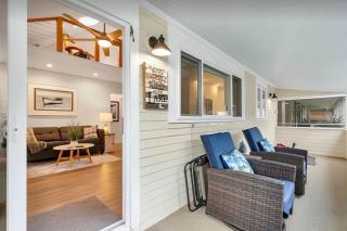 Beach Days, Poolside & Concert Nights - 1