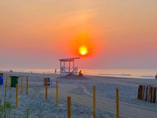 Camelot by the Sea Oceanfront Resort 1504 with Balcony - 5