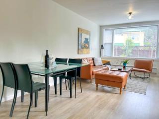 Hip and chic one bedroom apartment - 3