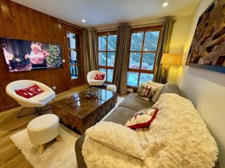 Beautifully Renovated 2 Bed Apartment - Arc 1950 - Refuge du Montagnard - 0