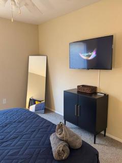 Bluebeam 1 Bed near Medical Center and NRG with Pool - 8