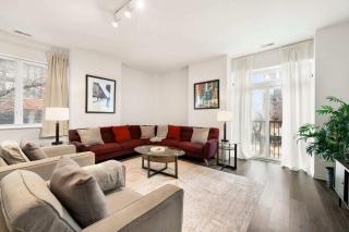 Stylish 3BR Gem in Prime Location - 0