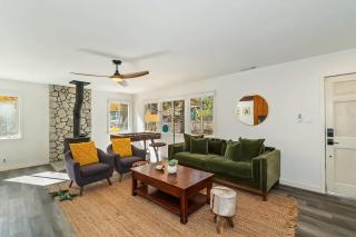 Evergreen Escape Cabin for families - 2