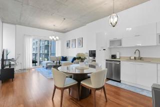 Modern Luxury Studio for Two in Downtown - 0