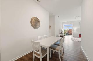 Spacious 3BR Urban Getaway w Gym - 5