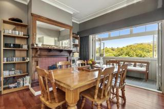 The Birdwood Villa by Homello Luxury Home with Views and steps to Parnell Village - 8