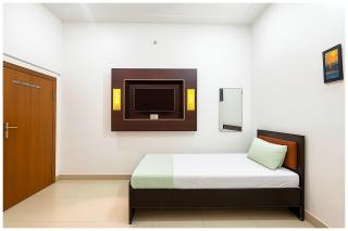 Asharfi Bhawan Hotel Ramam Palace Near Ram janam Bhoomi - Fully Air conditioning Comfortable Room - Free Wifi And Room Facilities - Affordable Hotels at Prime Location - 7