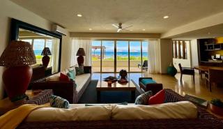 Spacious Ground Floor Condo Punta Vista Beach - 0