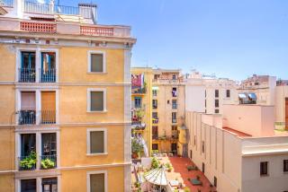 Blueground El Raval AC balcony nr Plaça BCN-207 - 7