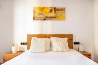 Blueground El Raval AC balcony nr Plaça BCN-207 - 2