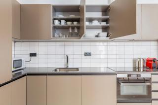 Blueground El Raval city view nr Plaza Catalunya BCN-202 - 5